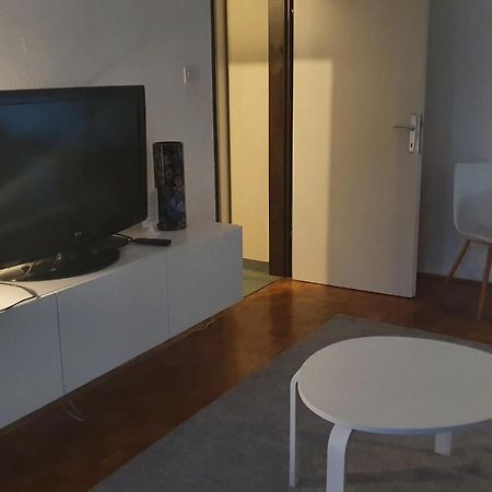 Apartment Sretni Dimnjacar Osijek Buitenkant foto